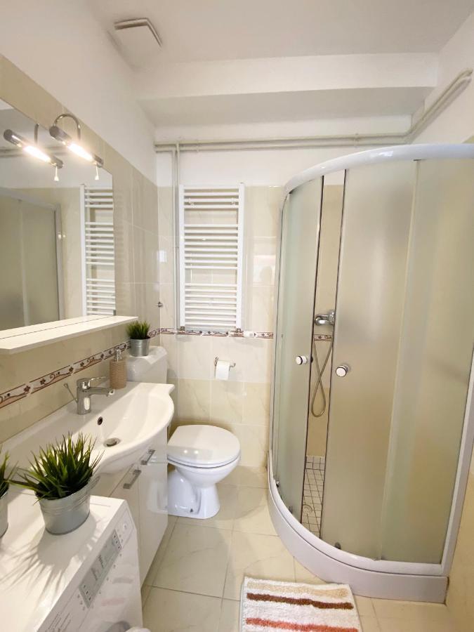 Apartments Centurio พูลา ภายนอก รูปภาพ